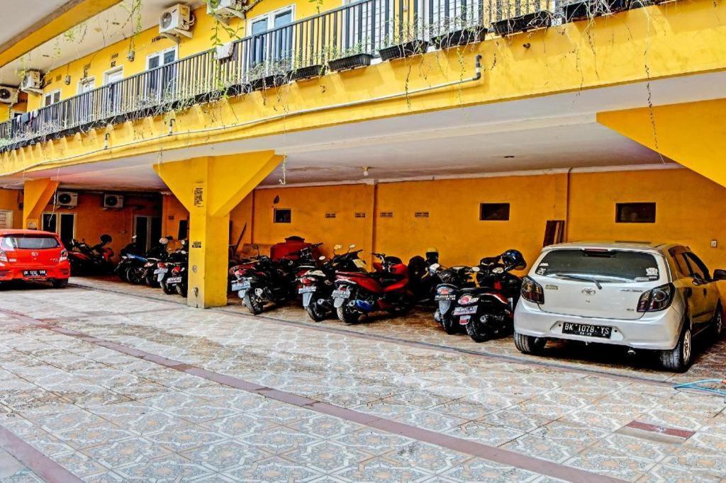 Oyo 91418 Kantil Homestay Syariah Sunggal Exteriér fotografie