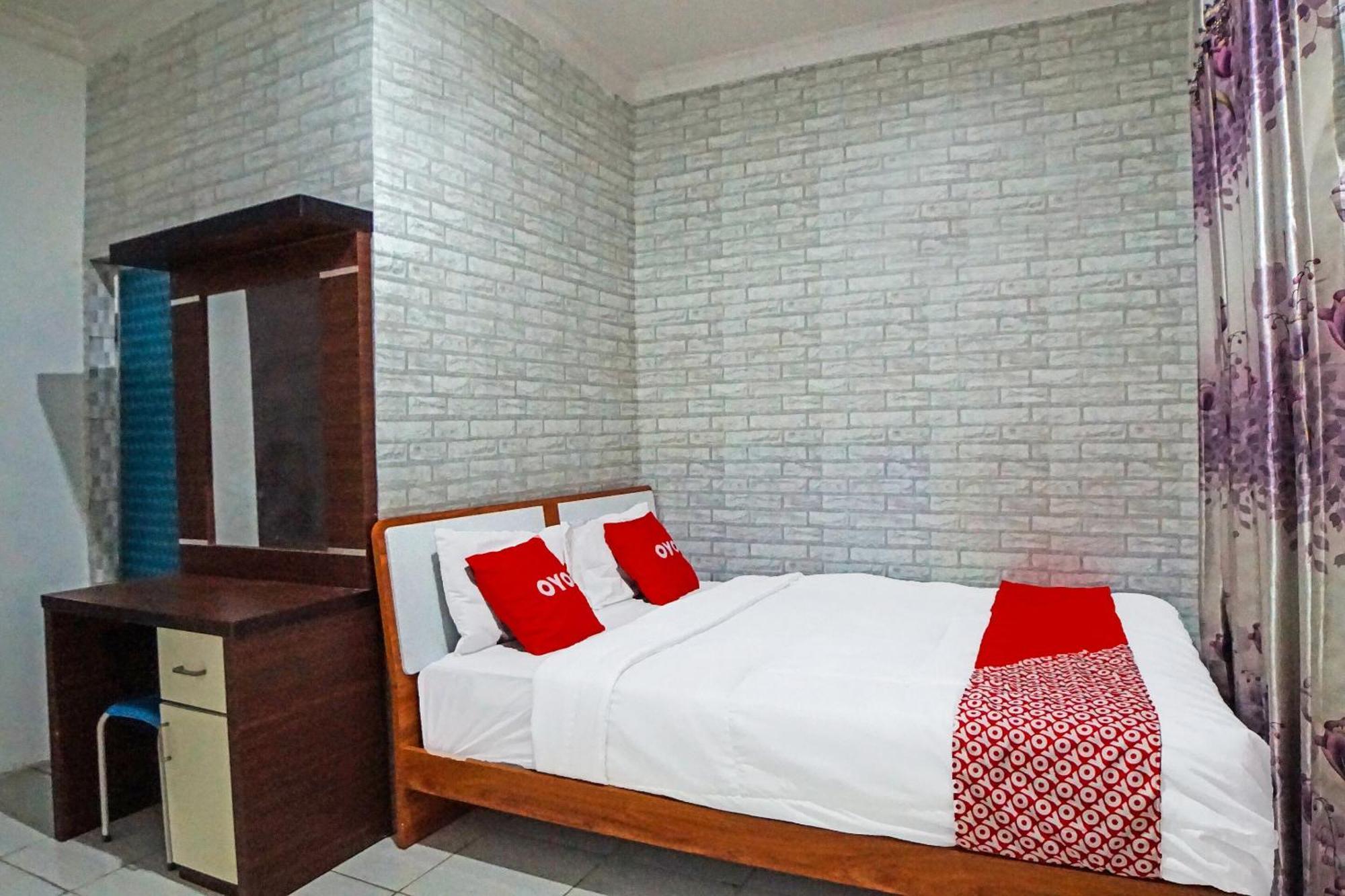 Oyo 91418 Kantil Homestay Syariah Sunggal Exteriér fotografie
