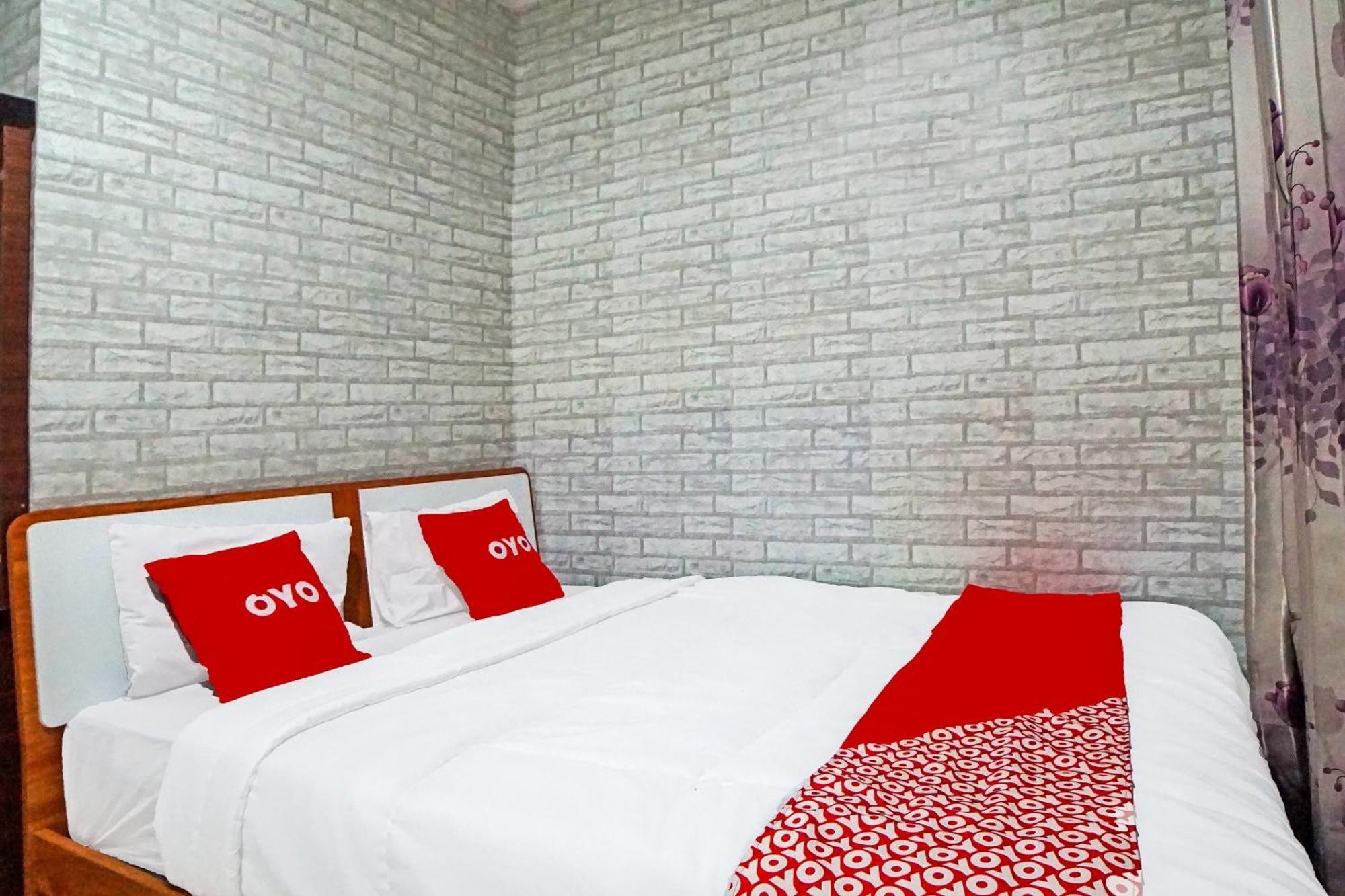 Oyo 91418 Kantil Homestay Syariah Sunggal Exteriér fotografie